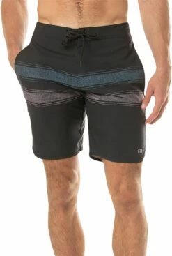 TravisMathew Men's Confetti King Golf Shorts For Men Black