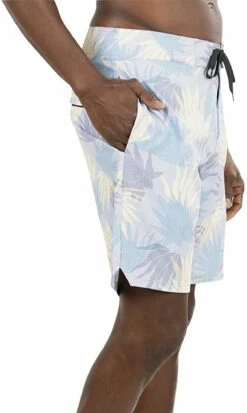 TravisMathew Men's Outsourced Golf Boardshorts For Men Heather Sleet